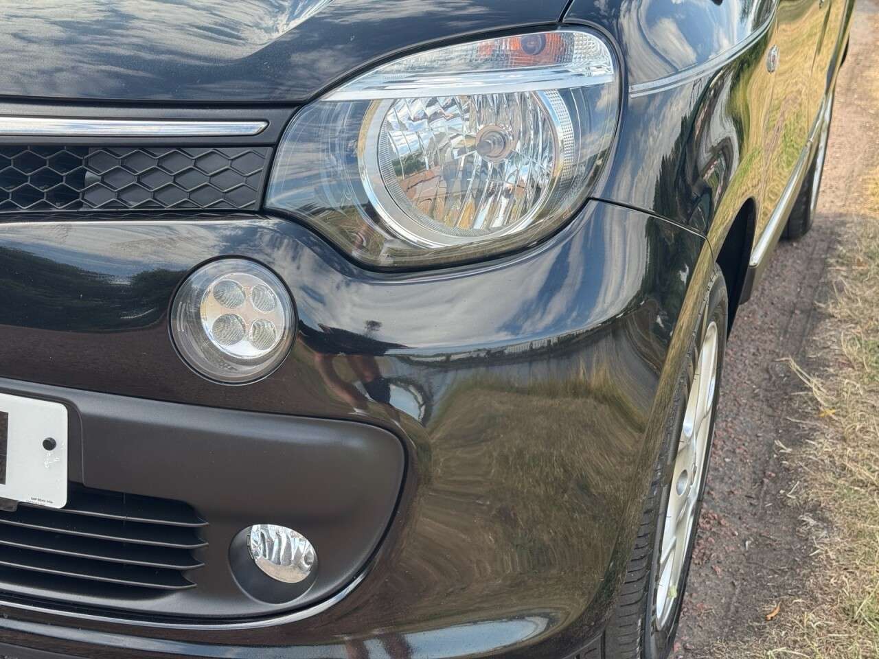 A 2015 RENAULT TWINGO 1.0 SCe Dynamique Hatchback 5dr Petrol Manual Euro 6 (s/s) (70 ps) A 2015 RENAULT TWINGO 1.0 SCe Dynamique Hatchback 5dr Petrol Manual Euro 6 (s/s) (70 ps)