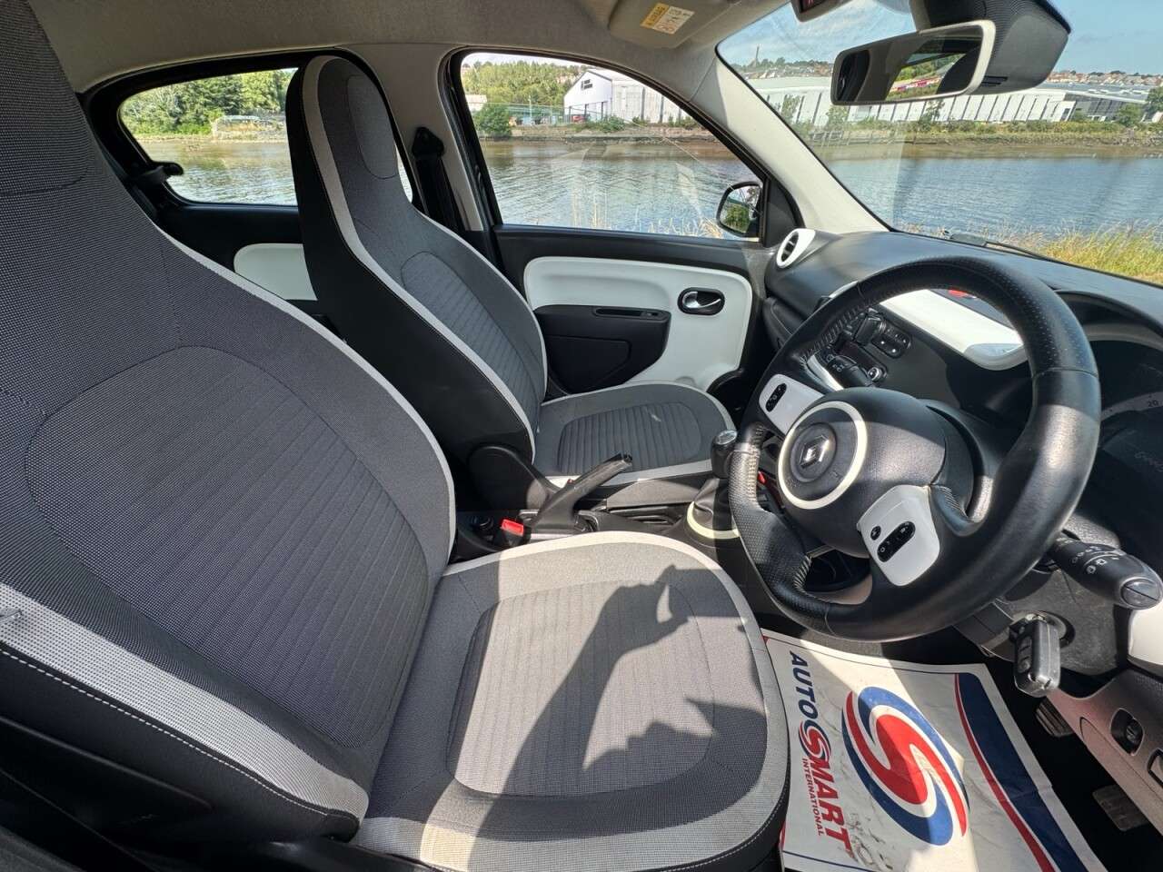2015 RENAULT TWINGO 2015 RENAULT TWINGO