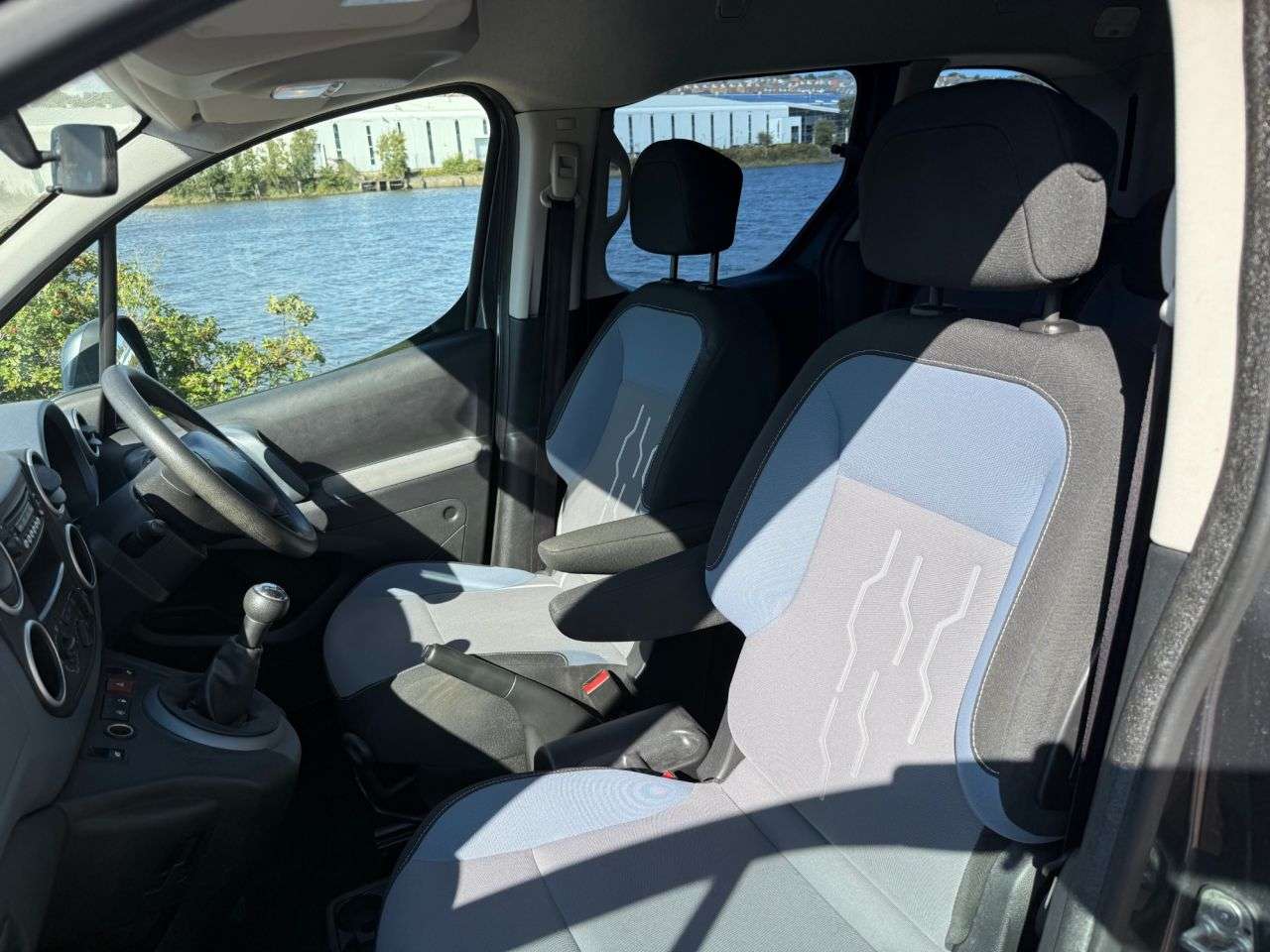 2015 PEUGEOT PARTNER TEPEE 2015 PEUGEOT PARTNER TEPEE