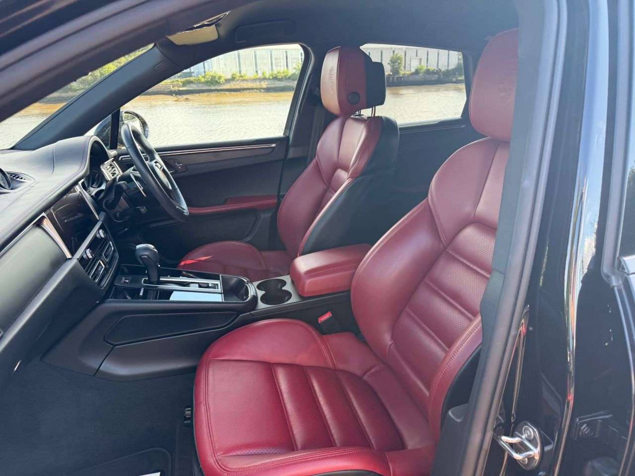 2023 PORSCHE MACAN 2023 PORSCHE MACAN