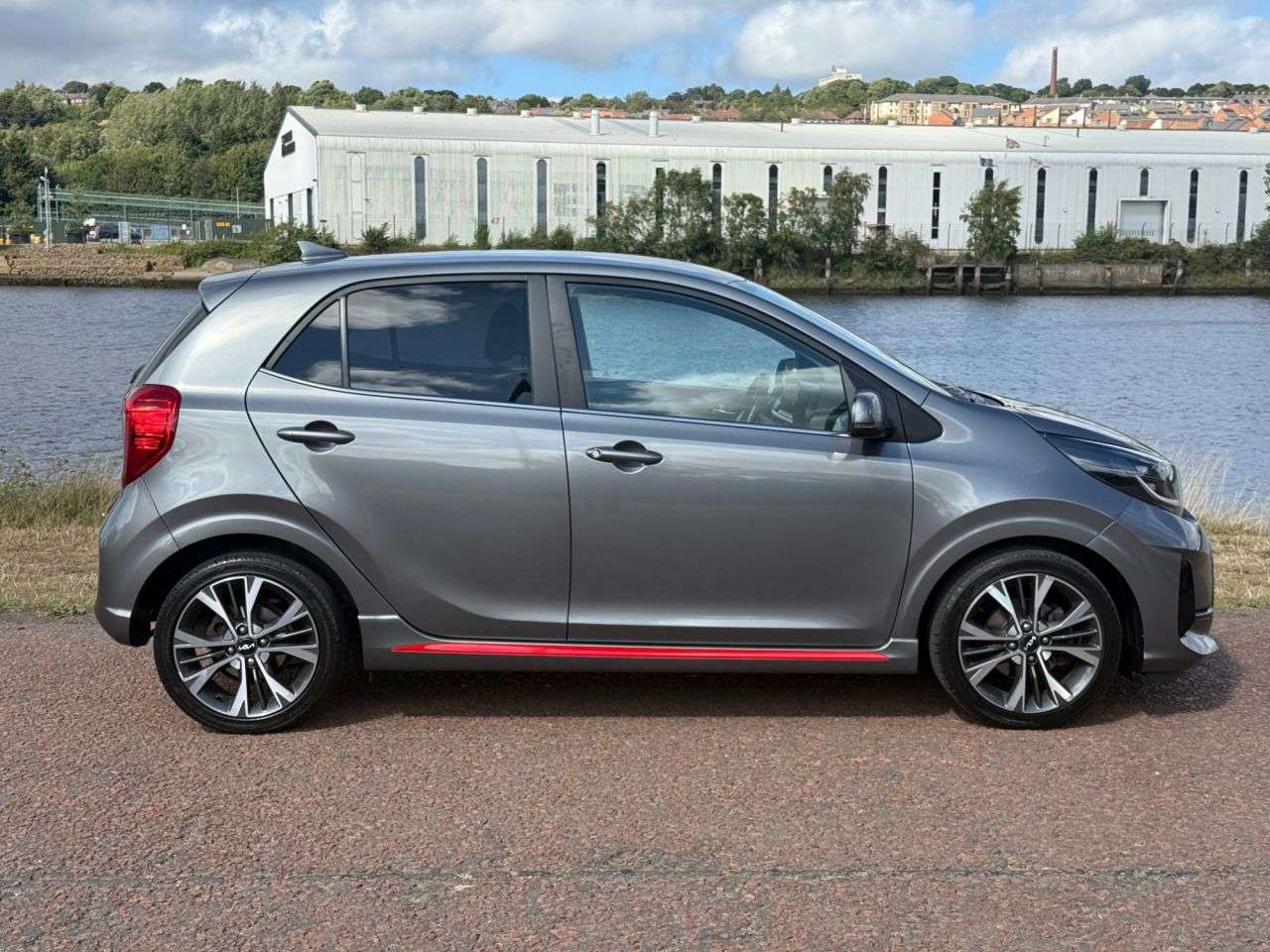 A 2021 KIA PICANTO 1.0 DPi GT-Line Hatchback 5dr Petrol Manual Euro 6 (s/s) (66 bhp) STUNNING A 2021 KIA PICANTO 1.0 DPi GT-Line Hatchback 5dr Petrol Manual Euro 6 (s/s) (66 bhp) STUNNING