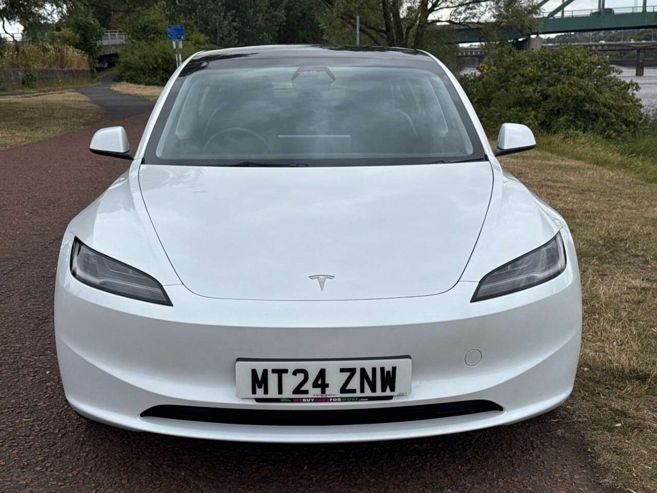 A 2024 TESLA MODEL 3 Saloon 4dr Electric Auto RWD (208 ps) FULL BLACK LEATHER A 2024 TESLA MODEL 3 Saloon 4dr Electric Auto RWD (208 ps) FULL BLACK LEATHER
