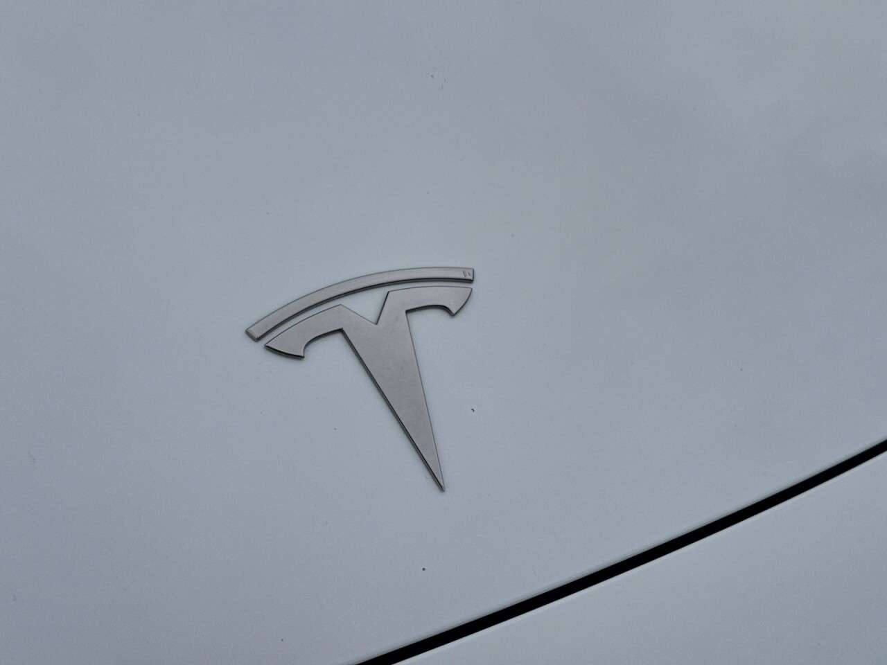 2024 TESLA MODEL 3 2024 TESLA MODEL 3