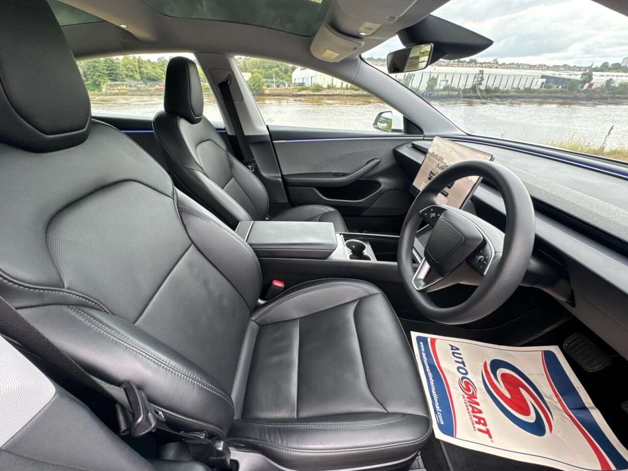 2024 TESLA MODEL 3 2024 TESLA MODEL 3