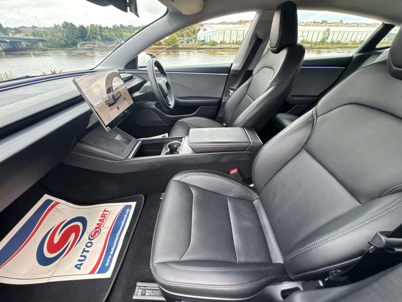 2024 TESLA MODEL 3 2024 TESLA MODEL 3