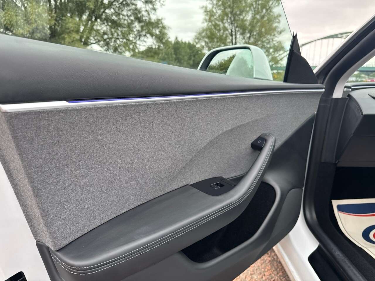 2024 TESLA MODEL 3 2024 TESLA MODEL 3