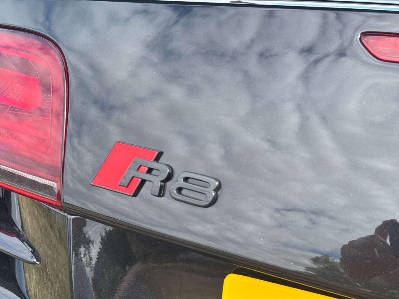 2014 AUDI R8 2014 AUDI R8