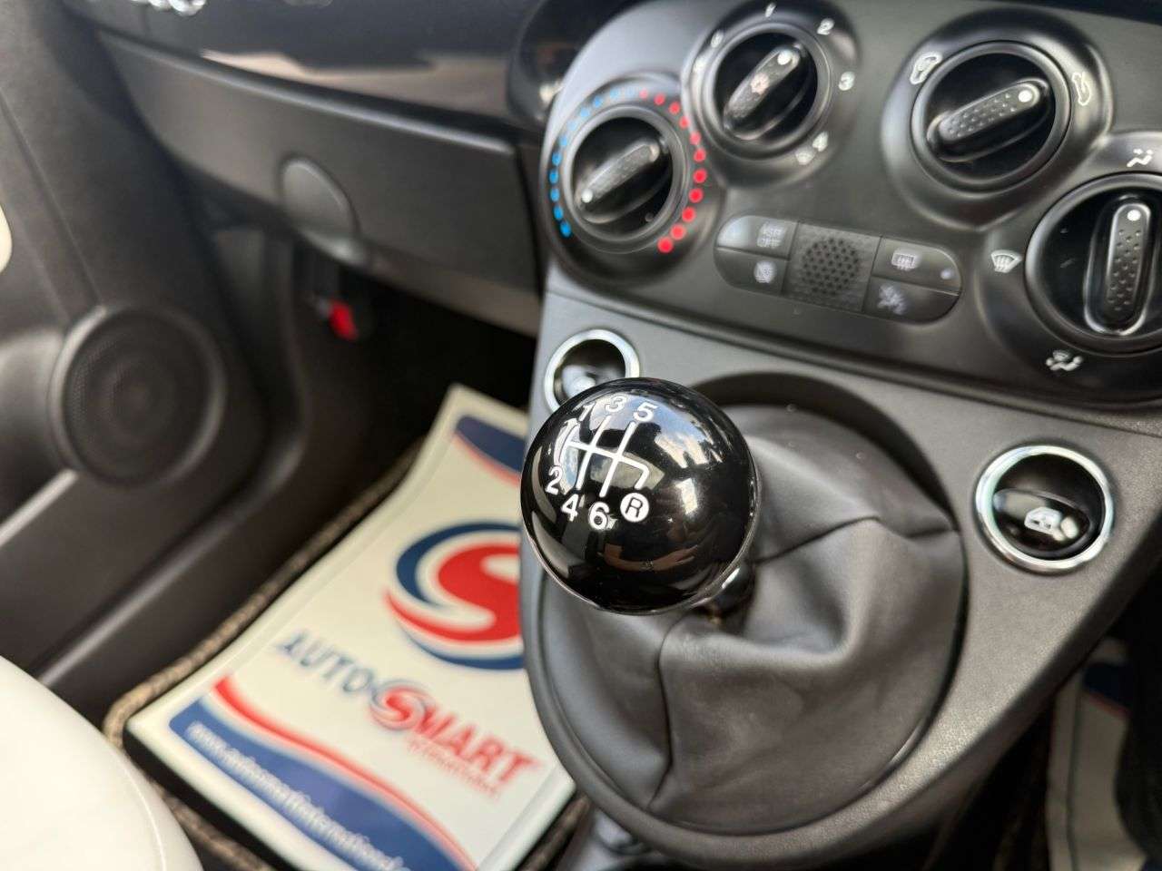 2023 FIAT 500 2023 FIAT 500