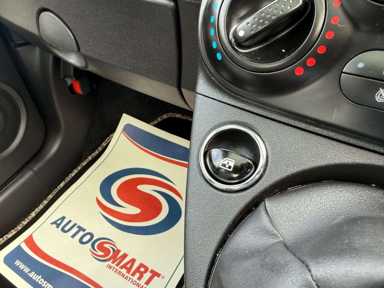 2023 FIAT 500 2023 FIAT 500