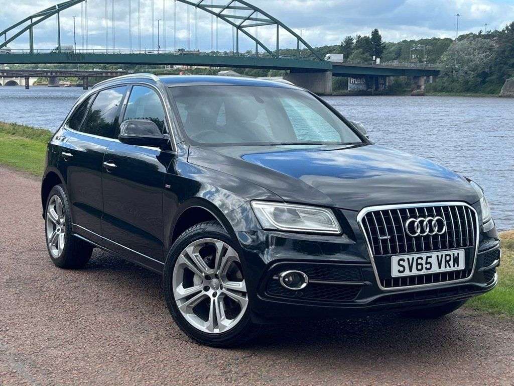 A 2015 AUDI Q5 2.0 TDI S line Plus SUV 5dr Diesel S Tronic quattro Euro 6 (s/s) (190 ps) * A 2015 AUDI Q5 2.0 TDI S line Plus SUV 5dr Diesel S Tronic quattro Euro 6 (s/s) (190 ps) *