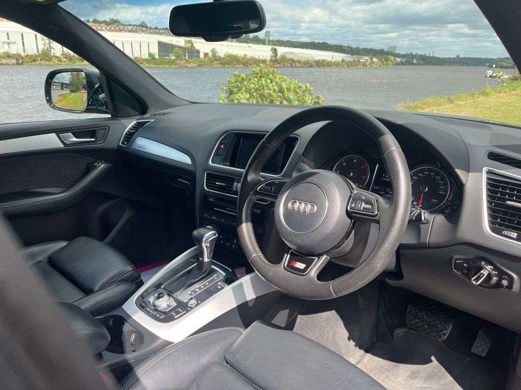 2015 AUDI Q5 2015 AUDI Q5