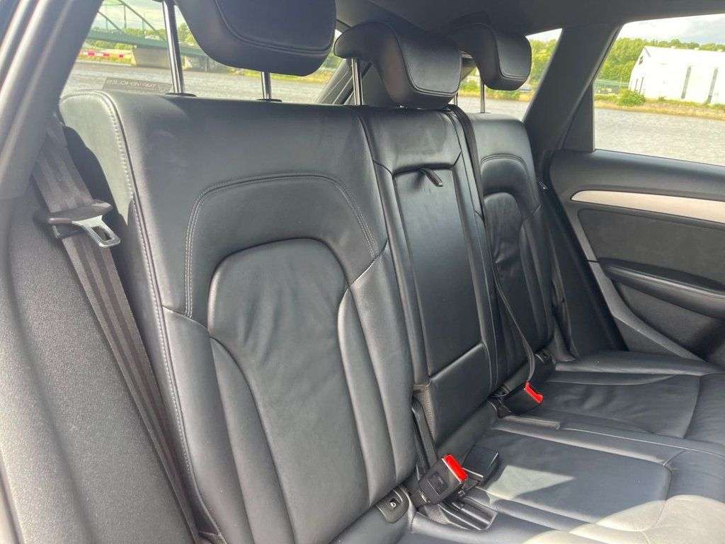 2015 AUDI Q5 2015 AUDI Q5