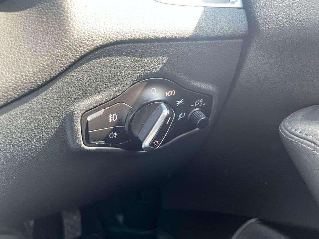 2015 AUDI Q5 2015 AUDI Q5