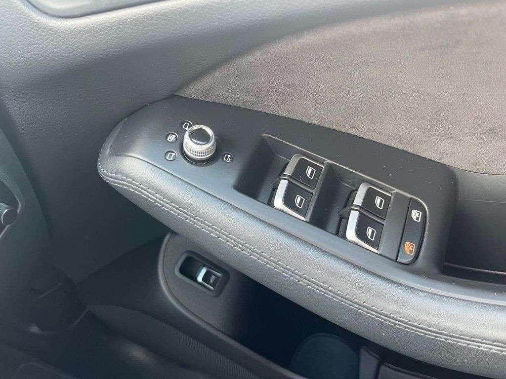 2015 AUDI Q5 2015 AUDI Q5