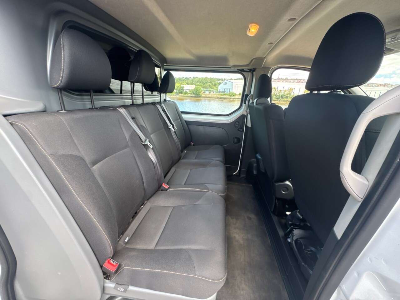 2019 NISSAN NV300 2019 NISSAN NV300