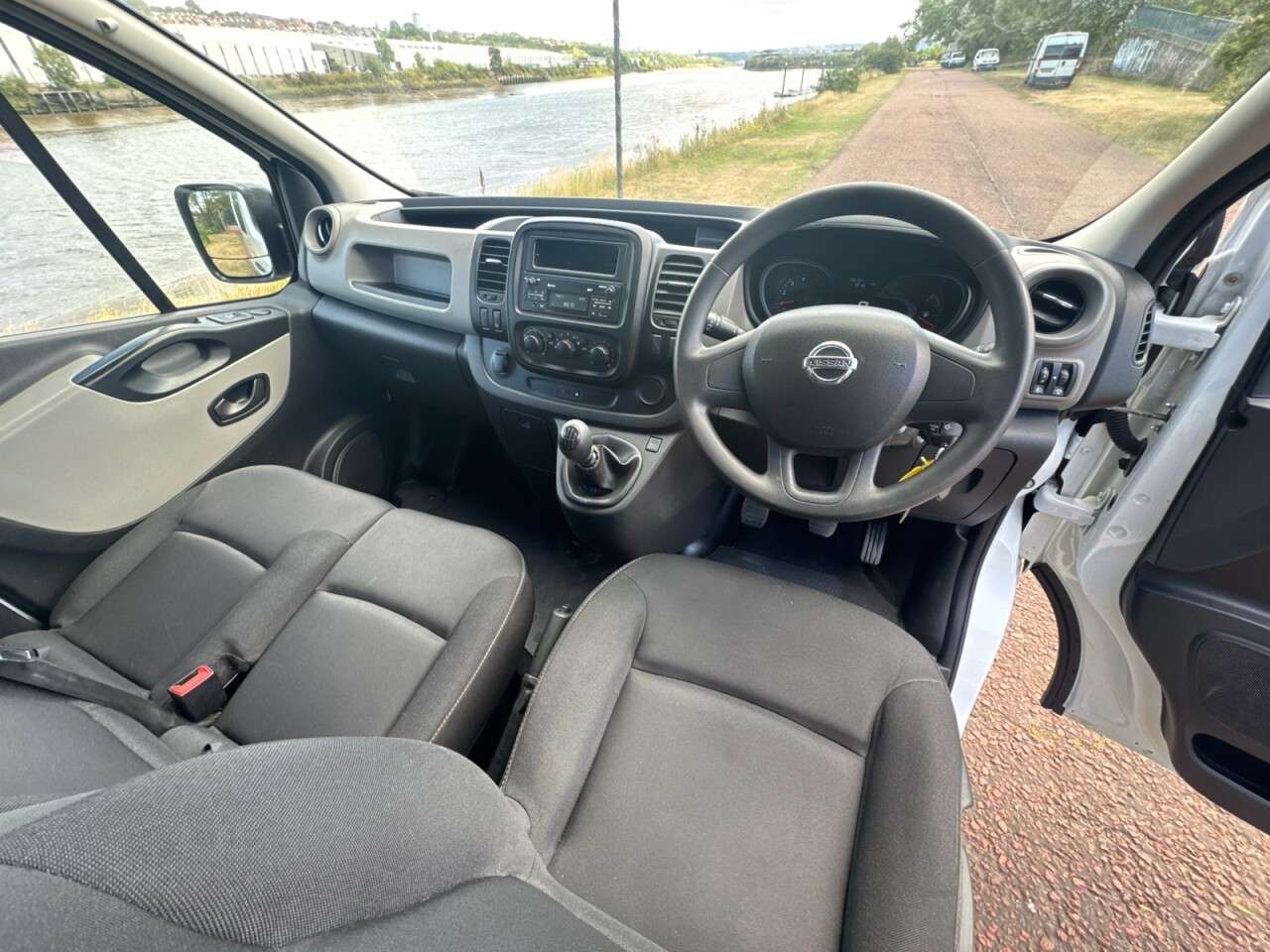 2019 NISSAN NV300 2019 NISSAN NV300