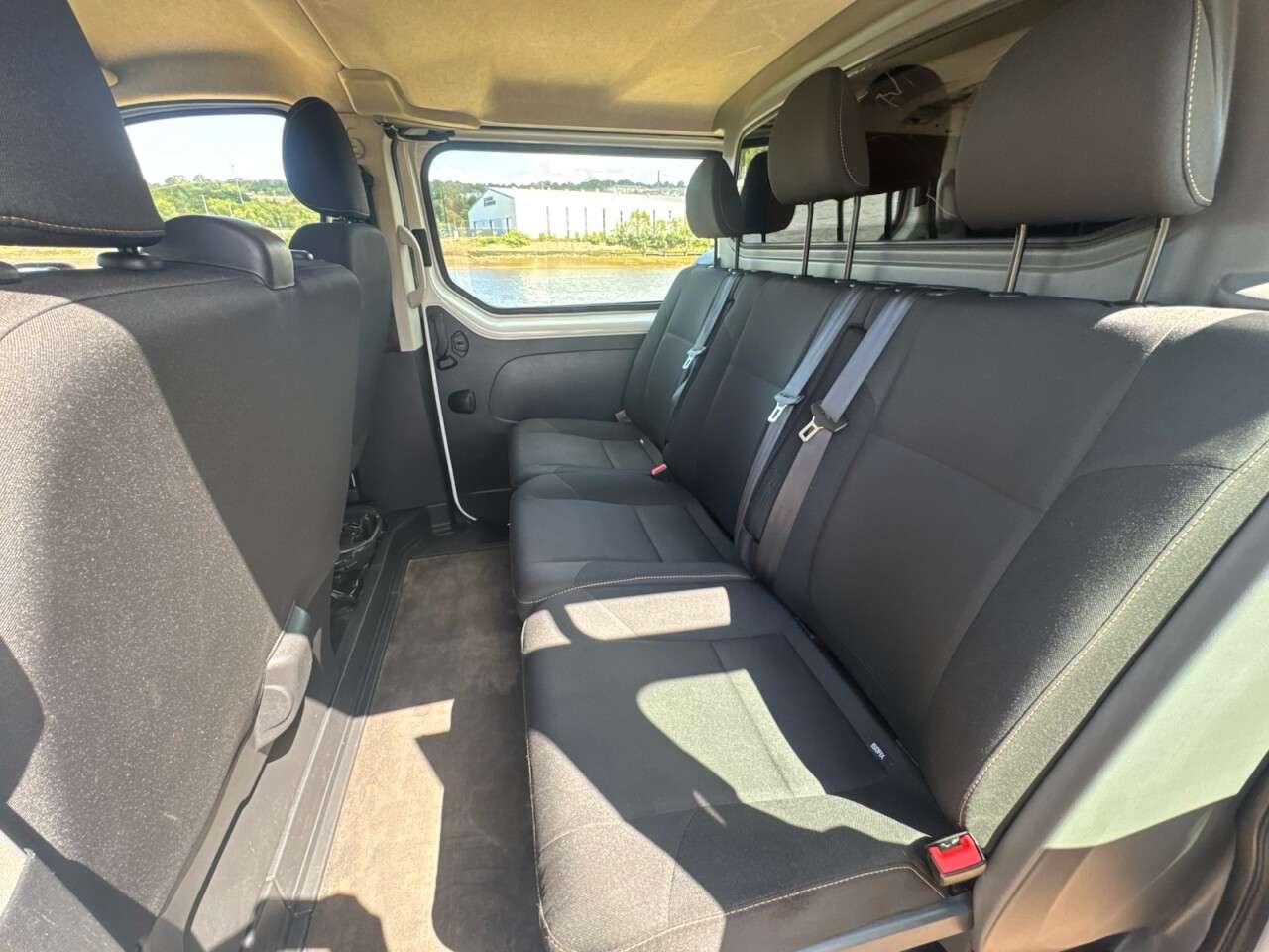2019 NISSAN NV300 2019 NISSAN NV300