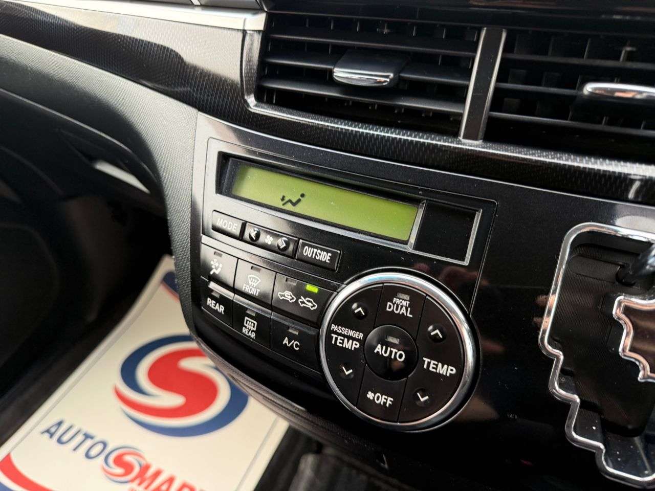2013 TOYOTA PREVIA 2013 TOYOTA PREVIA