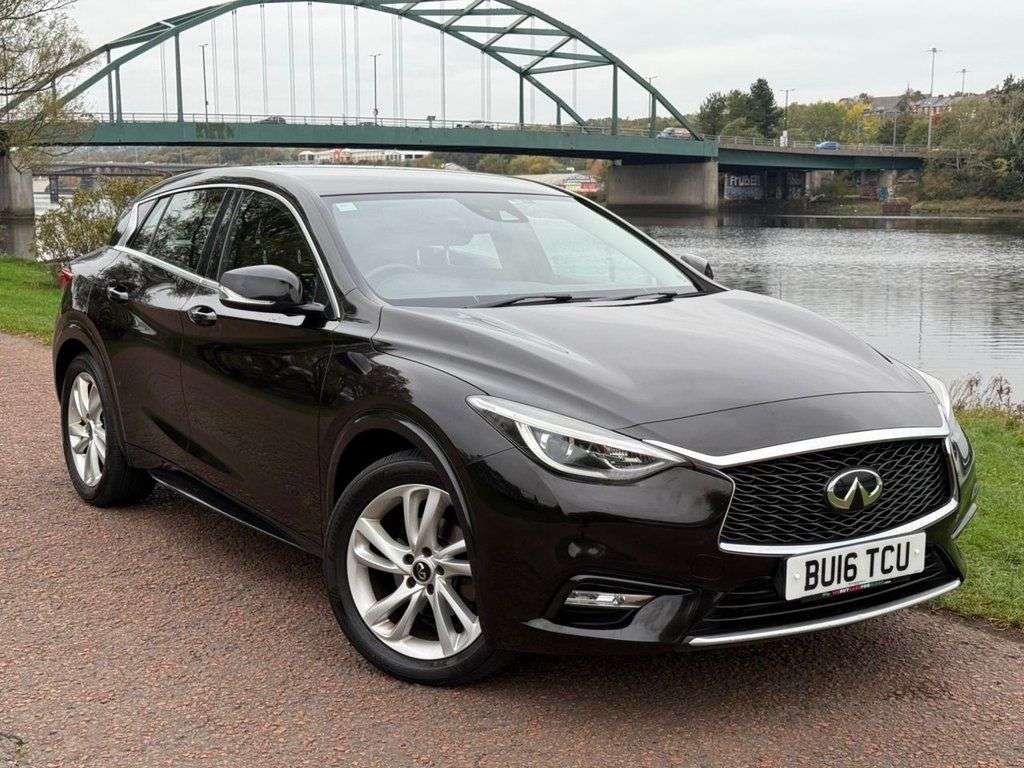 A 2016 INFINITI Q30 1.5d Business Executive Hatchback 5dr Diesel Manual Euro 6 (s/s) (109 ps) * A 2016 INFINITI Q30 1.5d Business Executive Hatchback 5dr Diesel Manual Euro 6 (s/s) (109 ps) *
