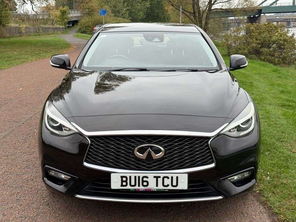 A 2016 INFINITI Q30 1.5d Business Executive Hatchback 5dr Diesel Manual Euro 6 (s/s) (109 ps) * A 2016 INFINITI Q30 1.5d Business Executive Hatchback 5dr Diesel Manual Euro 6 (s/s) (109 ps) *