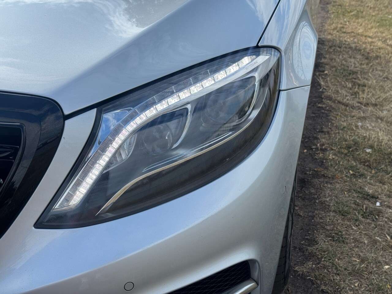 A 2016 MERCEDES-BENZ S CLASS 3.0 S350d V6 AMG Line (Executive) Saloon 4dr Diesel G-Tronic+ Euro 6 (s/s) A 2016 MERCEDES-BENZ S CLASS 3.0 S350d V6 AMG Line (Executive) Saloon 4dr Diesel G-Tronic+ Euro 6 (s/s)