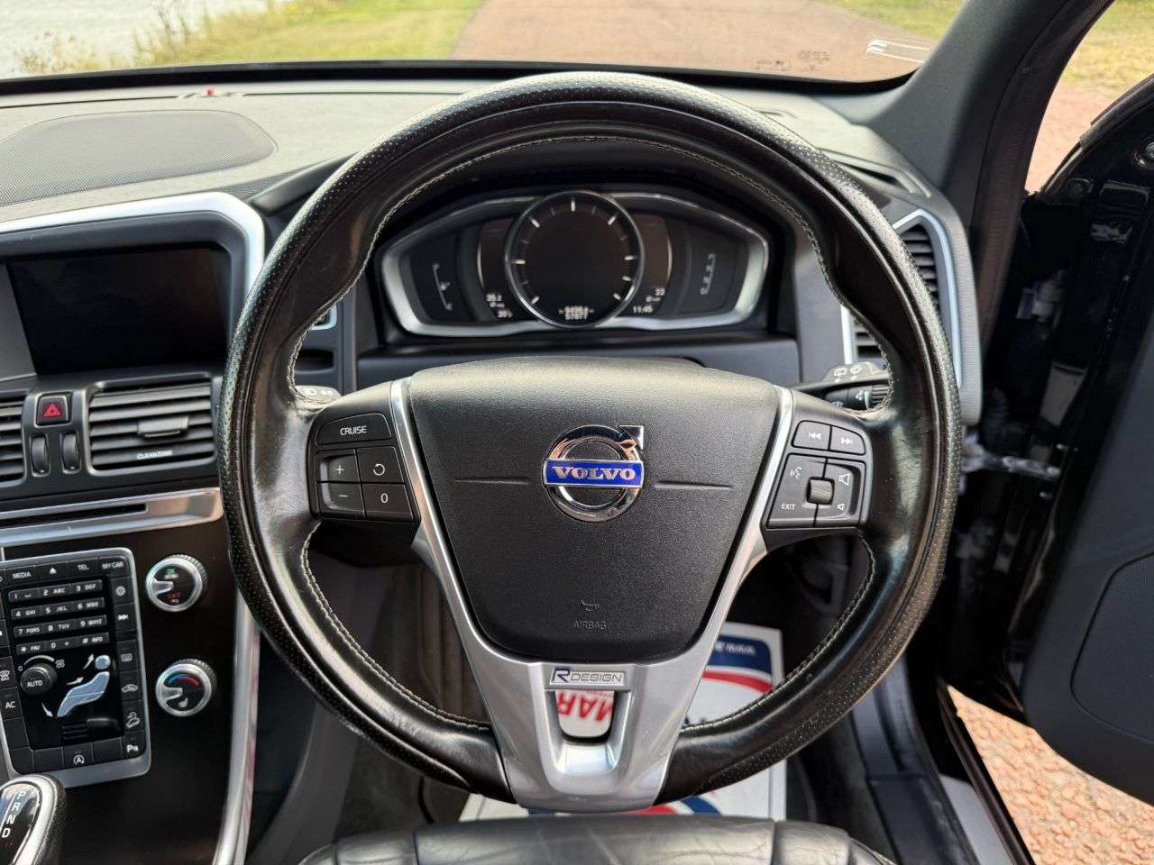 2016 VOLVO XC60 2016 VOLVO XC60