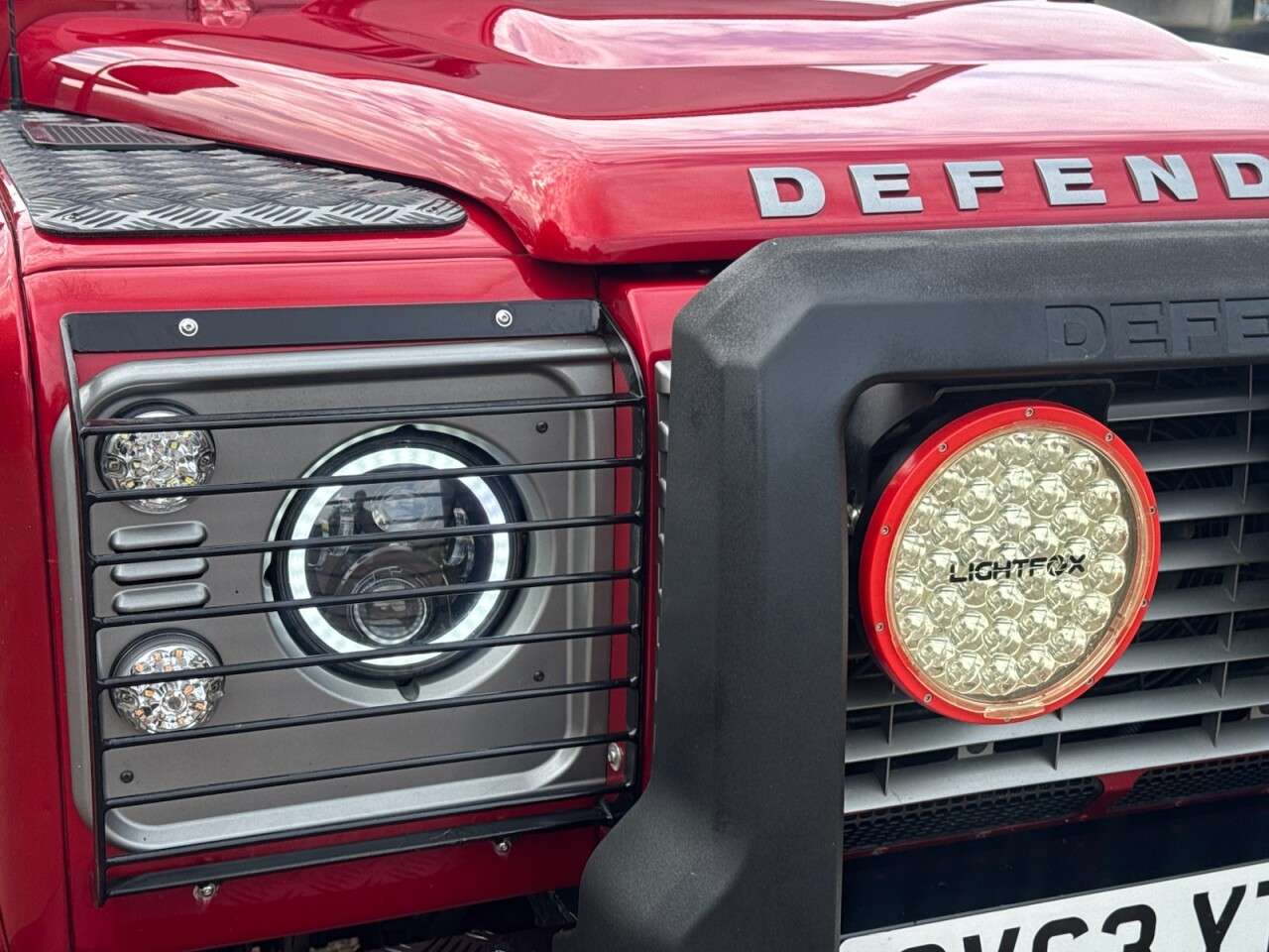 A 2013 LAND ROVER DEFENDER 90 2.2 TDCi XS Hard Top SUV 3dr Diesel Manual 4WD SWB Euro 5 (122 ps) **STUNNI A 2013 LAND ROVER DEFENDER 90 2.2 TDCi XS Hard Top SUV 3dr Diesel Manual 4WD SWB Euro 5 (122 ps) **STUNNI