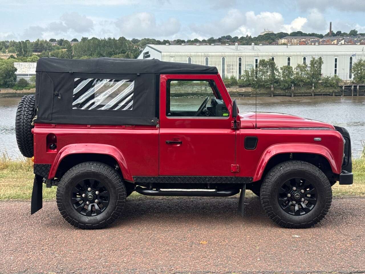 2013 LAND ROVER DEFENDER 90 2013 LAND ROVER DEFENDER 90