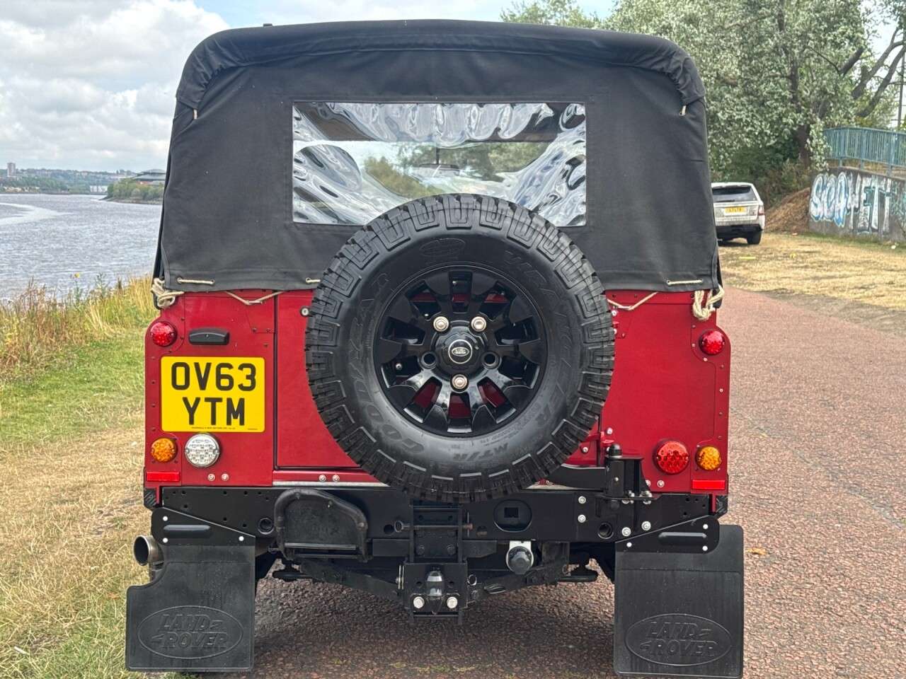 2013 LAND ROVER DEFENDER 90 2013 LAND ROVER DEFENDER 90