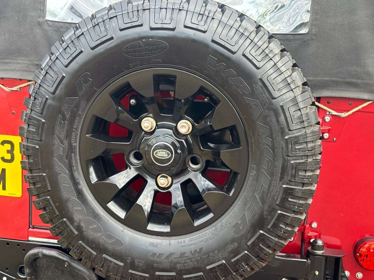 2013 LAND ROVER DEFENDER 90 2013 LAND ROVER DEFENDER 90