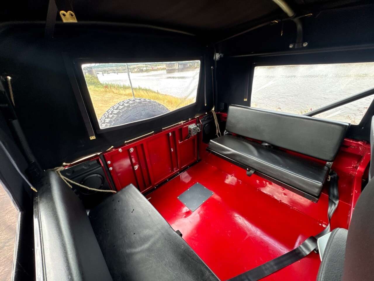 2013 LAND ROVER DEFENDER 90 2013 LAND ROVER DEFENDER 90