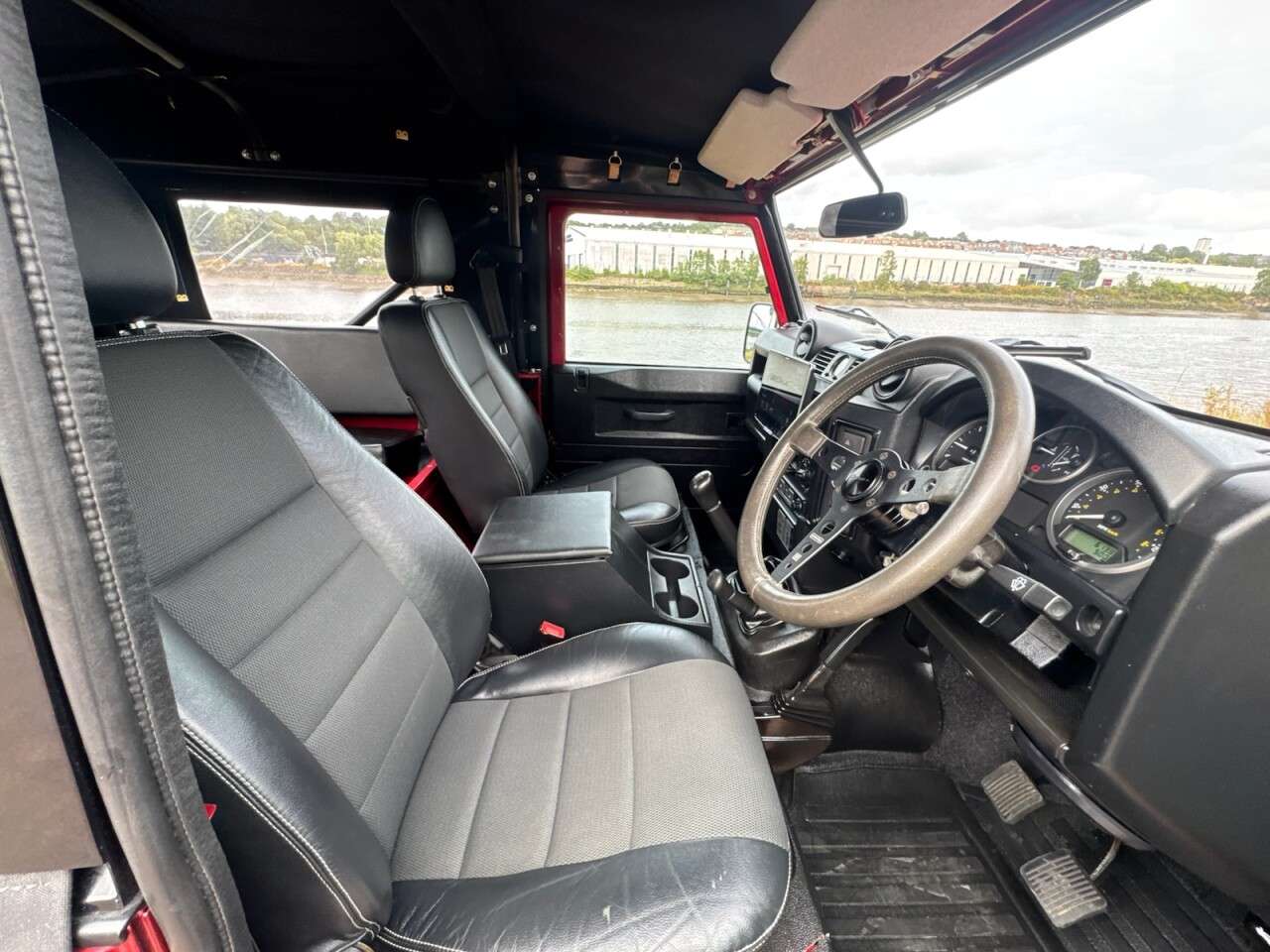 2013 LAND ROVER DEFENDER 90 2013 LAND ROVER DEFENDER 90