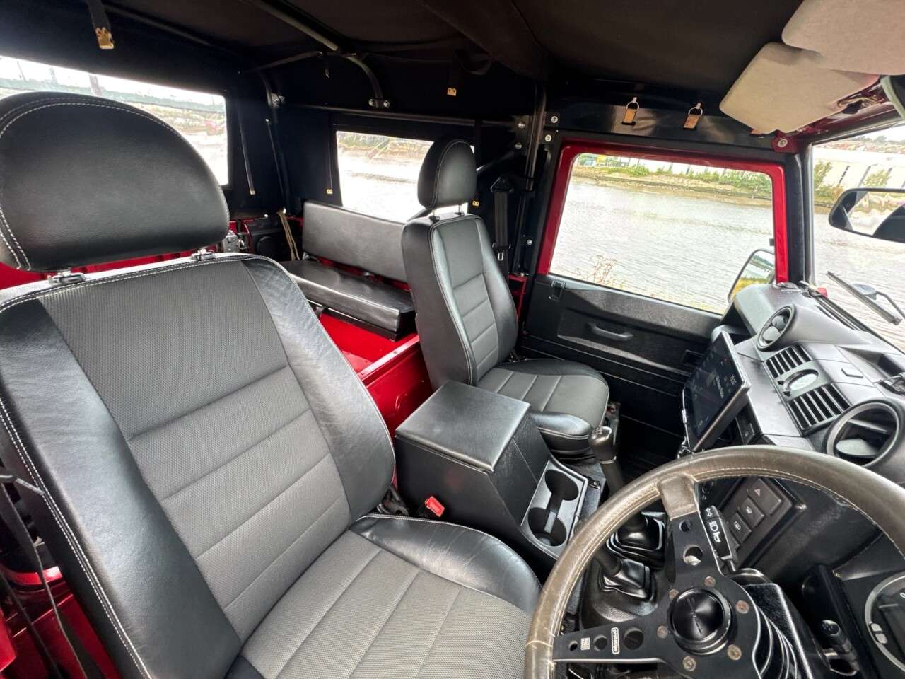 2013 LAND ROVER DEFENDER 90 2013 LAND ROVER DEFENDER 90