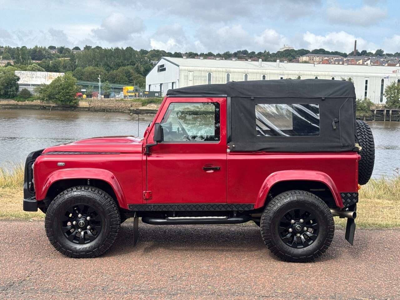 2013 LAND ROVER DEFENDER 90 2013 LAND ROVER DEFENDER 90