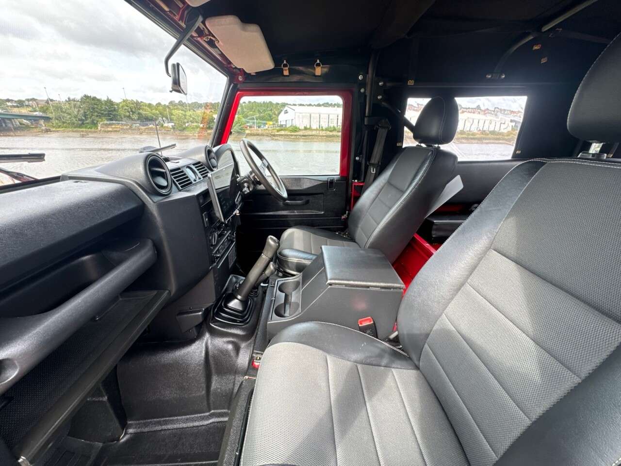 2013 LAND ROVER DEFENDER 90 2013 LAND ROVER DEFENDER 90