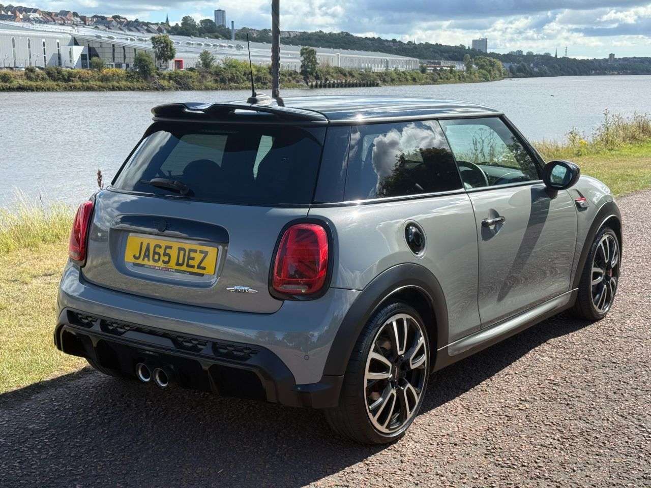 A 2021 MINI HATCH 2.0 John Cooper Works Hatchback 3dr Petrol Steptronic Euro 6 (s/s) (231 ps) A 2021 MINI HATCH 2.0 John Cooper Works Hatchback 3dr Petrol Steptronic Euro 6 (s/s) (231 ps)