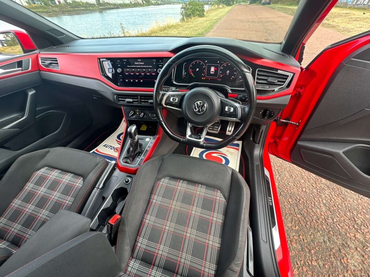 2018 VOLKSWAGEN POLO 2018 VOLKSWAGEN POLO