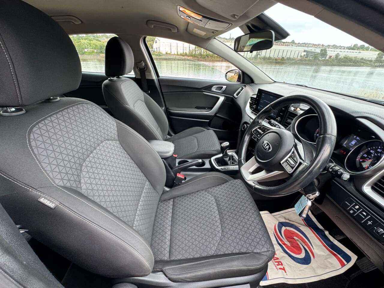 2021 KIA XCEED 2021 KIA XCEED