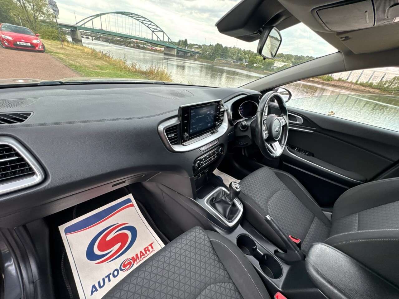 2021 KIA XCEED 2021 KIA XCEED