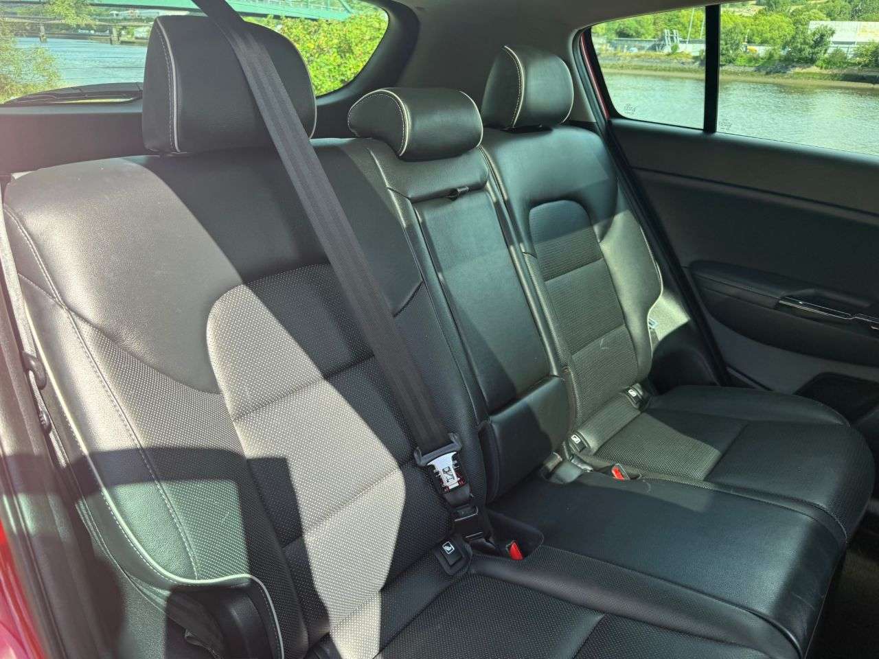 2017 KIA SPORTAGE 2017 KIA SPORTAGE