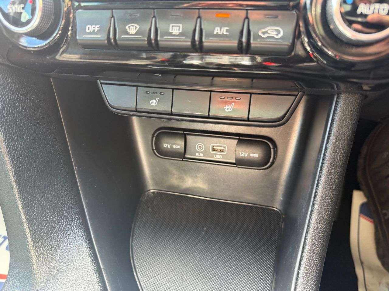 2017 KIA SPORTAGE 2017 KIA SPORTAGE