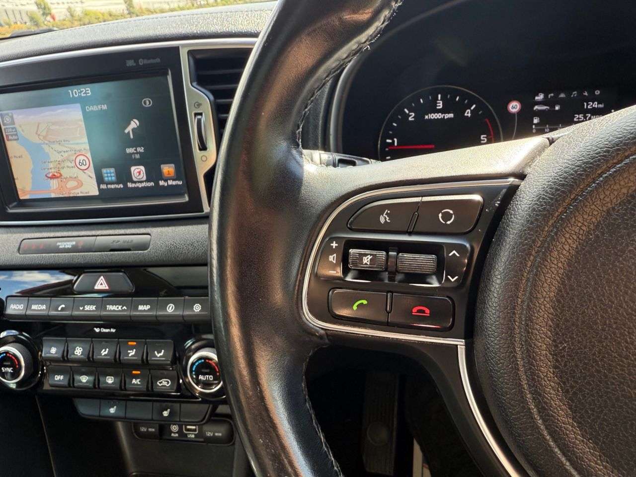 2017 KIA SPORTAGE 2017 KIA SPORTAGE