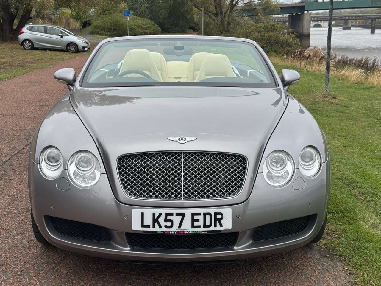 A 2007 BENTLEY CONTINENTAL 6.0 W12 GTC Convertible 2dr Petrol Auto 4WD Euro 4 (560 ps) A 2007 BENTLEY CONTINENTAL 6.0 W12 GTC Convertible 2dr Petrol Auto 4WD Euro 4 (560 ps)