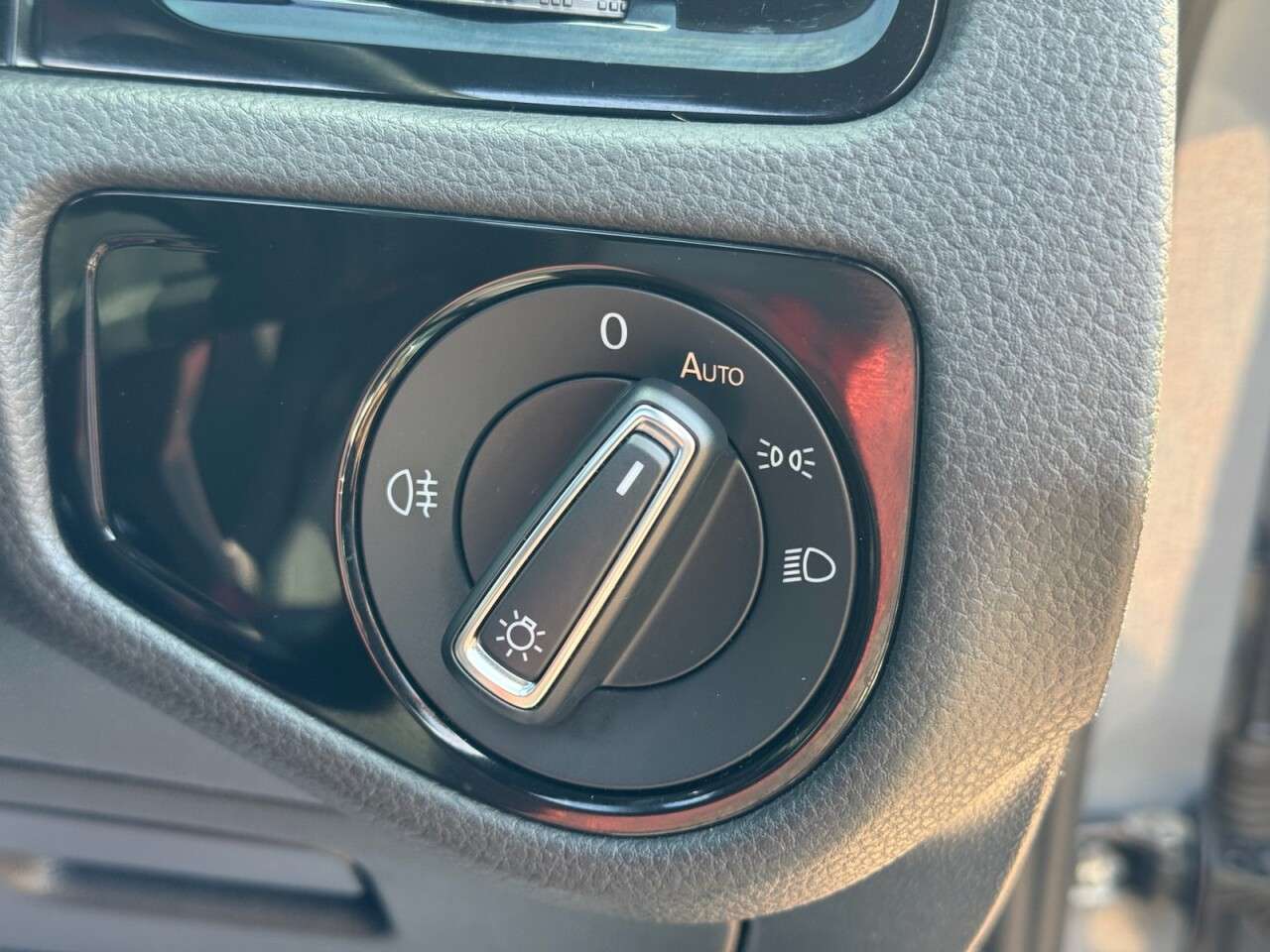 2020 VOLKSWAGEN GOLF 2020 VOLKSWAGEN GOLF