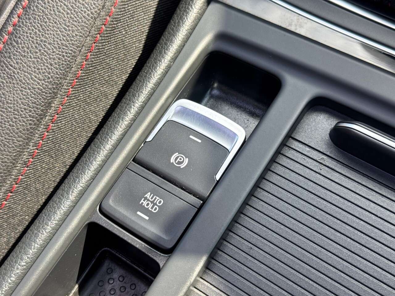 2020 VOLKSWAGEN GOLF 2020 VOLKSWAGEN GOLF