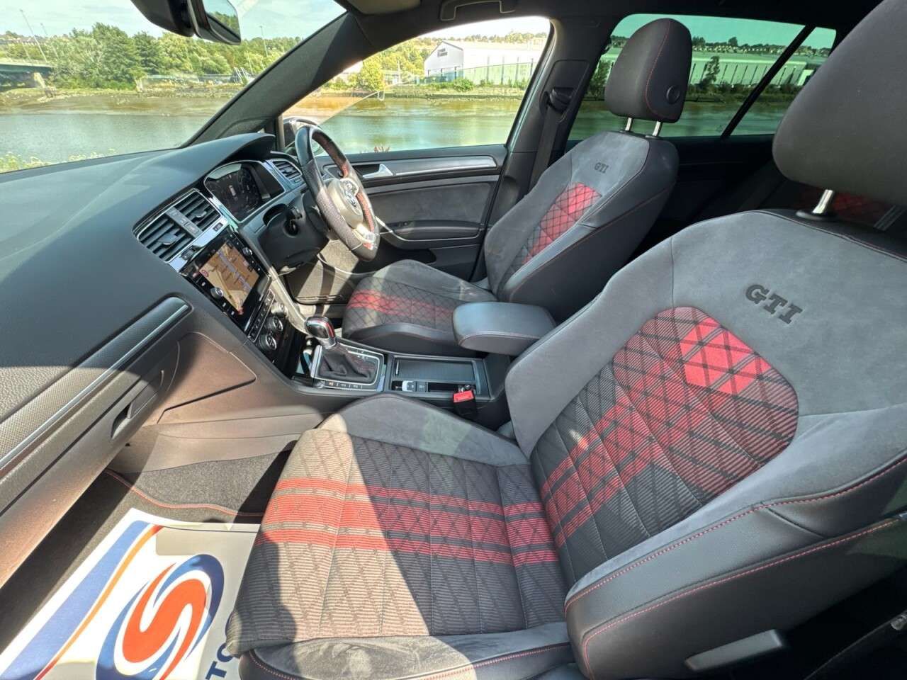 2020 VOLKSWAGEN GOLF 2020 VOLKSWAGEN GOLF