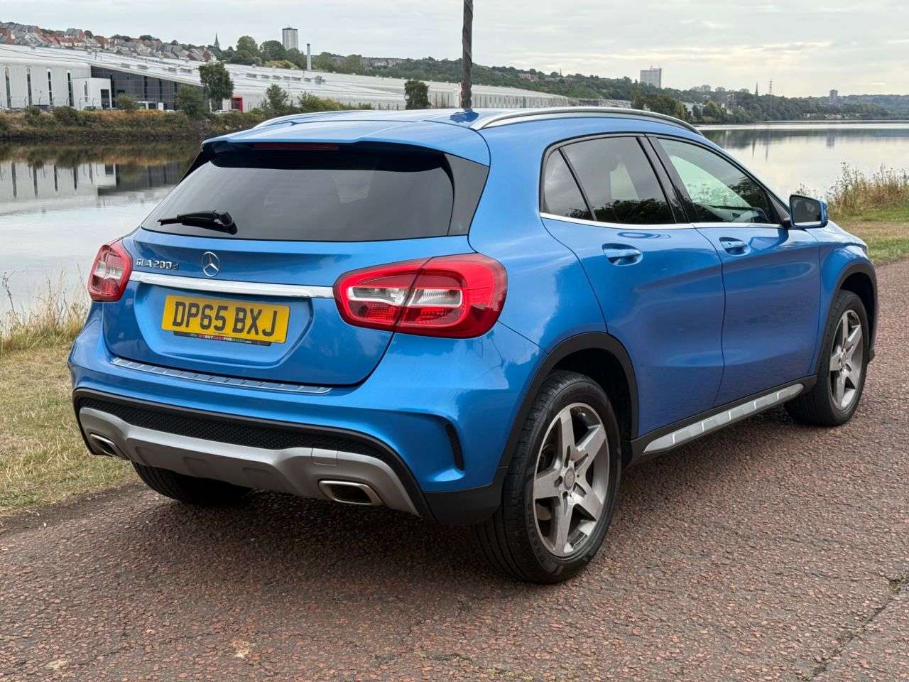 A 2015 MERCEDES-BENZ GLA 2.1 GLA200d AMG Line SUV 5dr Diesel 7G-DCT Euro 6 (s/s) (136 ps) 18" ALLOYS A 2015 MERCEDES-BENZ GLA 2.1 GLA200d AMG Line SUV 5dr Diesel 7G-DCT Euro 6 (s/s) (136 ps) 18" ALLOYS