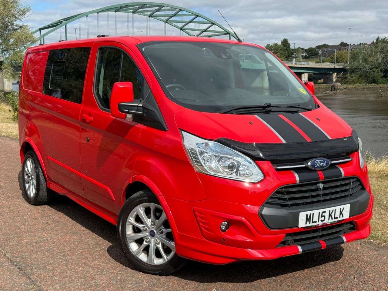 A 2015 FORD TRANSIT CUSTOM 2.2 TDCi 290 Sport Panel Van 5dr Diesel Manual L1 H1 (186 g/km, 153 bhp) ** A 2015 FORD TRANSIT CUSTOM 2.2 TDCi 290 Sport Panel Van 5dr Diesel Manual L1 H1 (186 g/km, 153 bhp) **
