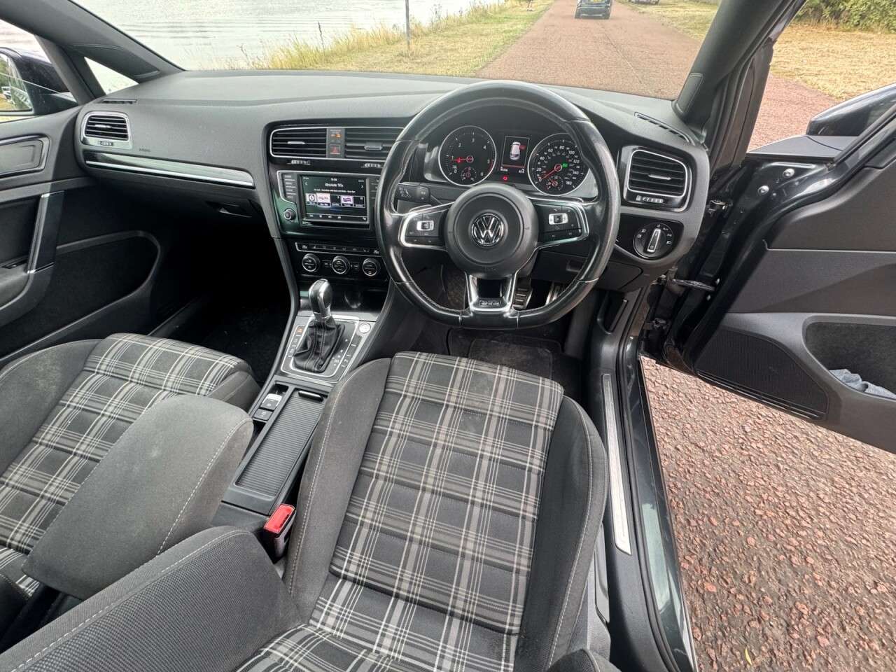 2016 VOLKSWAGEN GOLF 2016 VOLKSWAGEN GOLF