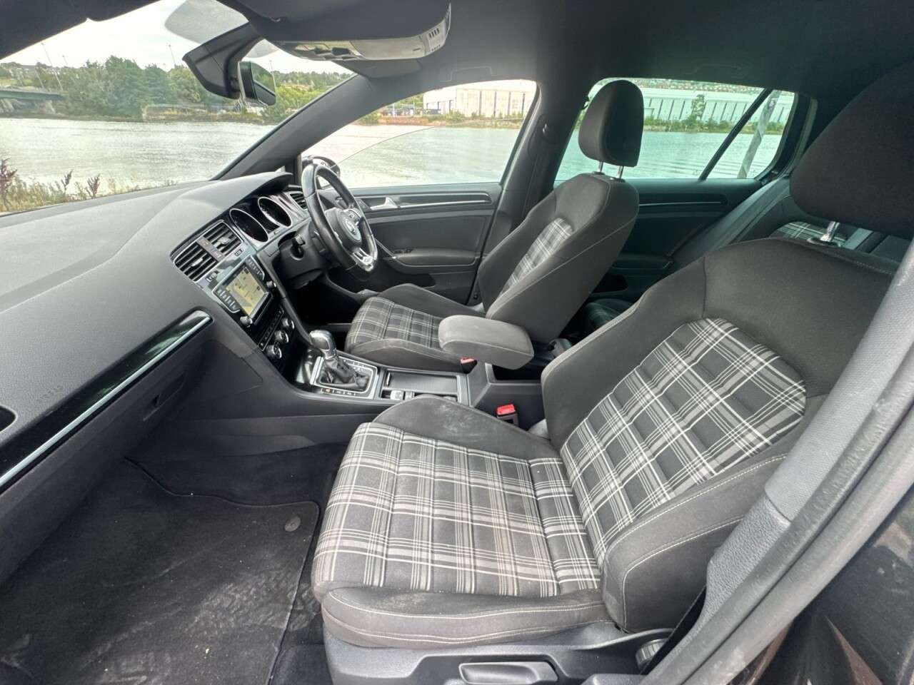 2016 VOLKSWAGEN GOLF 2016 VOLKSWAGEN GOLF